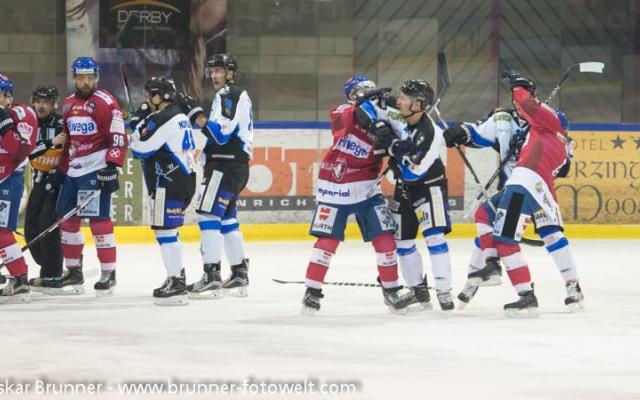 Broncos Sterzing Vipiteno Weihenstephan Eishockey Team Icehockey